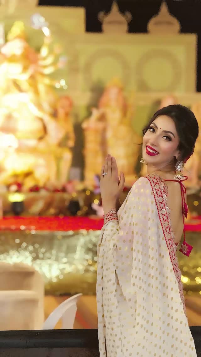 Elegant White Chiffon Saree | Timeless Grace with Effortless Drape 🤍