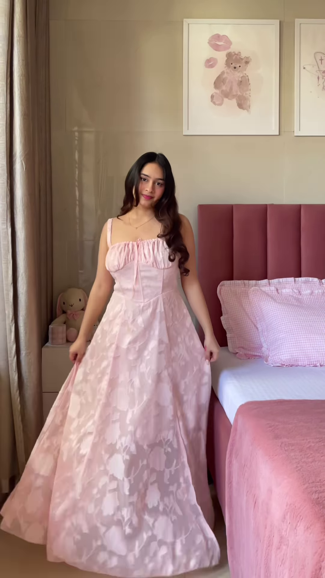 White Off-Shoulder Maxi Dress – Elegant Long Partywear for Women with Flowing Silhouette - Image 3