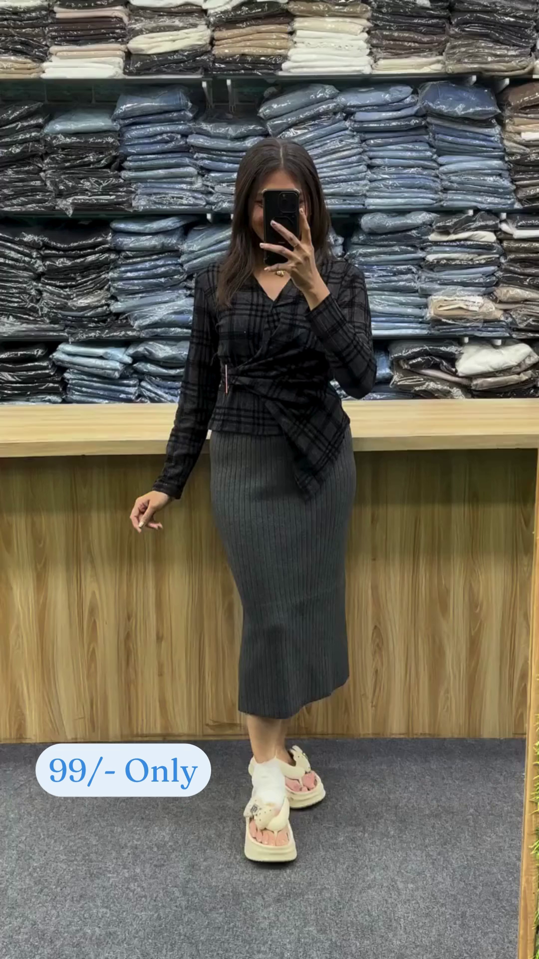 Beautiful Denim Skirt with Back Slit | Available in 2 Colors (Sizes 30β38) π« - Image 2