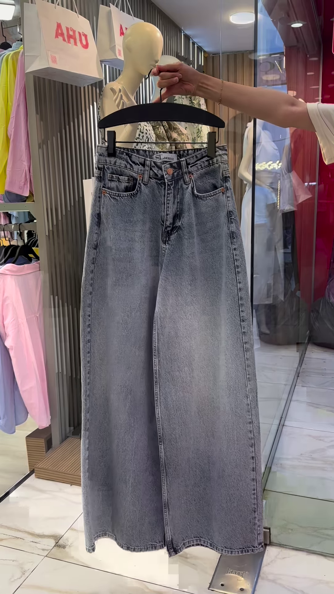 ✨ Trendy Style for Every Occasion - Image 4