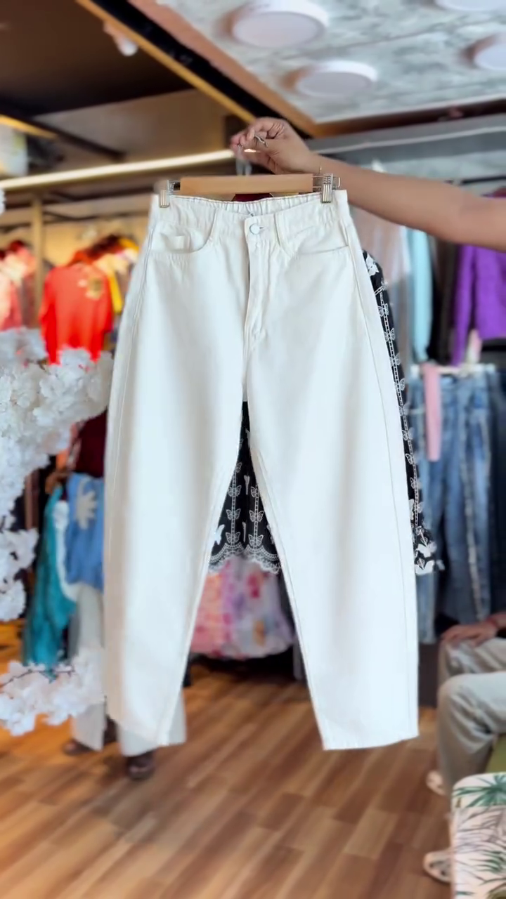 Perfect Blend of Comfort & Style π« - Image 4