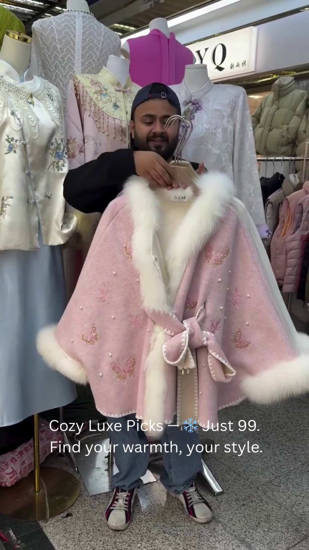 Elegant Pink Cape with Faux Fur Trim & Butterfly Embroidery