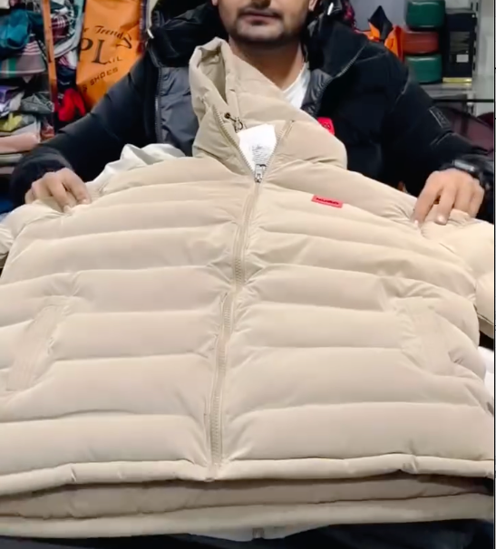 🔥 PREMIUM WINTER JACKET – Ultimate Comfort, Style & Protection 🔥