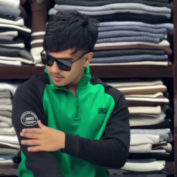 🌿🖤 Calbary Green-Black Full Sleeve Sweater – Where Style Meets Comfort 🖤🌿