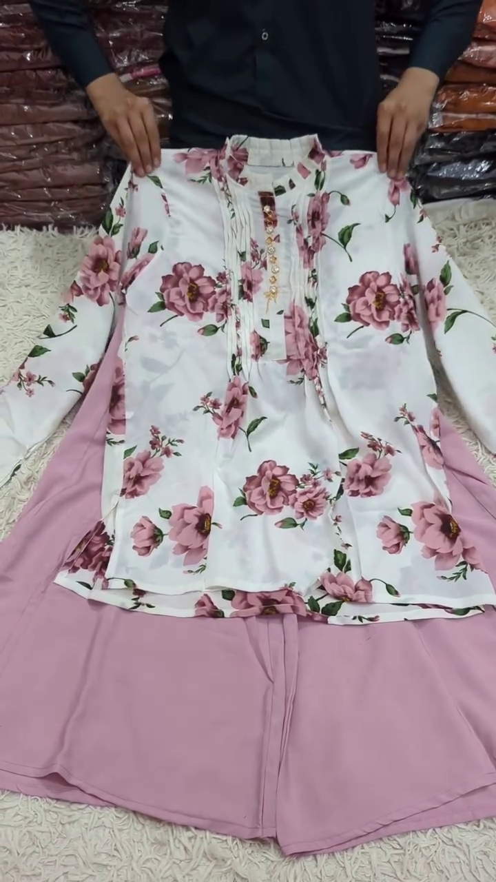 ✨ White & Pink Floral Print Women’s Kurta Set with Mandarin Collar & Palazzo – Effortless Elegance ✨