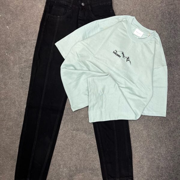Light Mint Green Graphic T-Shirt & Black Jeans Combo – Casual Cool Look 👕👖✨