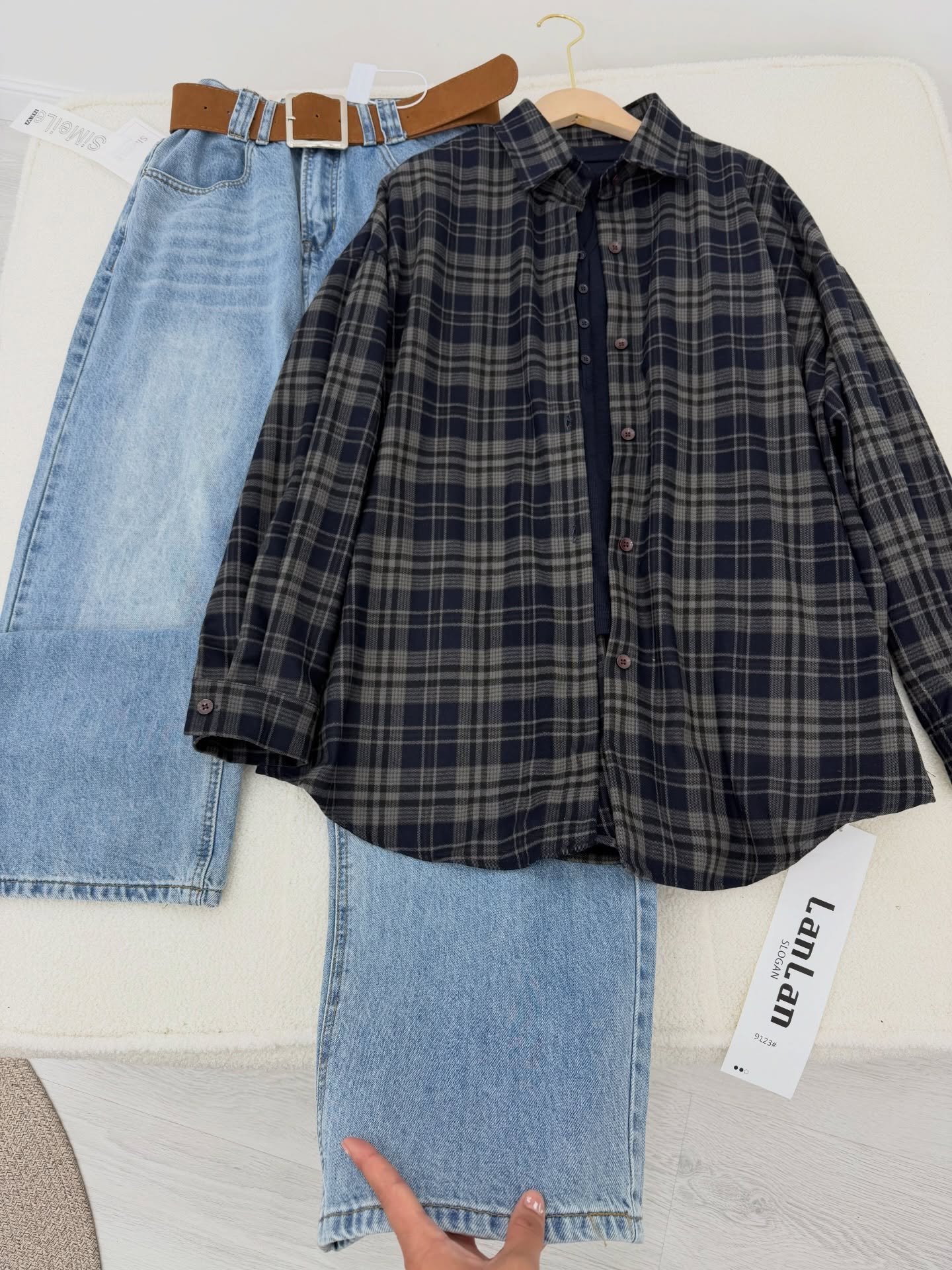 βCozy Meets Chic: Brown Plaid Flannel Shirt Jacket with Wide-Leg Jeans ππβ - Image 2