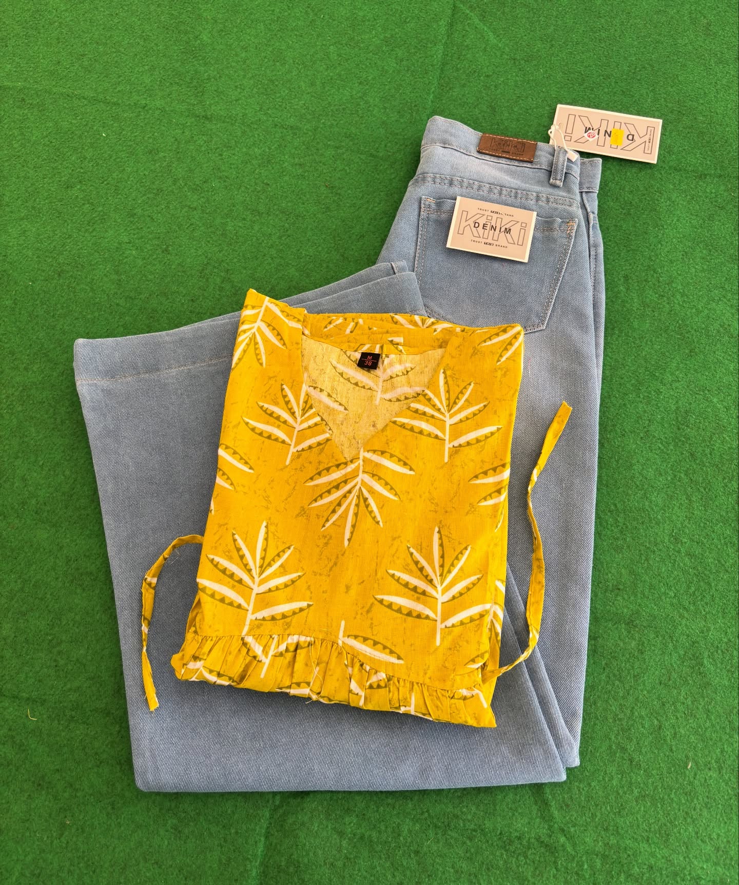 ๐ธ Effortless Chic: Womenโs Floral Printed Top with Wide-Leg Light-Wash Denim Jeans ๐ - Image 7