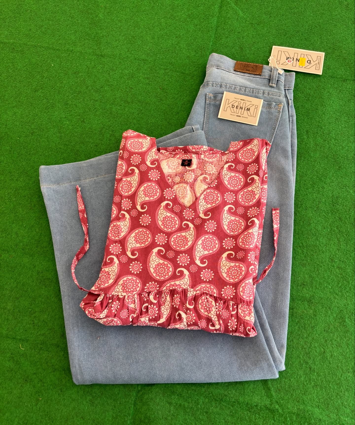 ๐ธ Effortless Chic: Womenโs Floral Printed Top with Wide-Leg Light-Wash Denim Jeans ๐ - Image 6