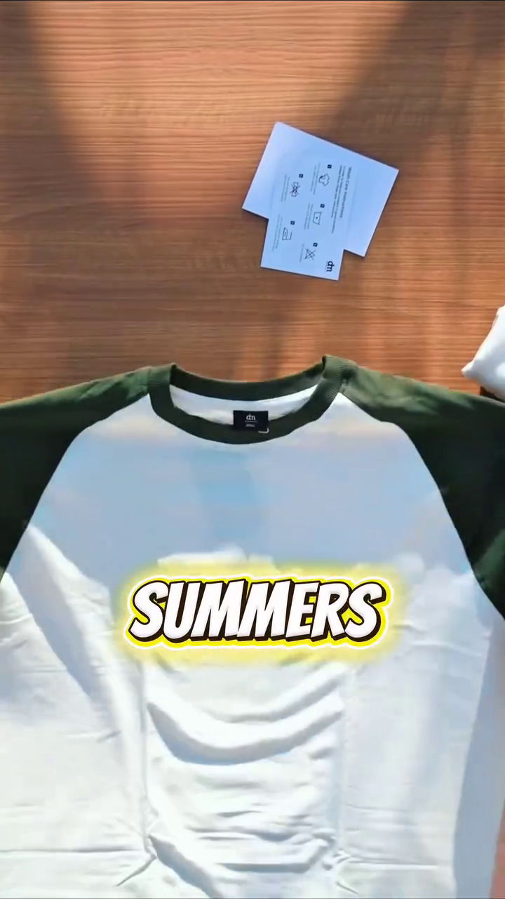 πΏ Classic White & Green Raglan T-Shirt β Casual Comfort Meets Timeless Style πβ¨