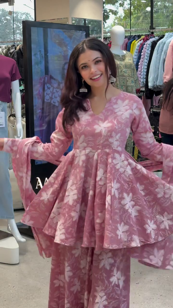 ๐ธ Pink Floral Printed Peplum Sharara Set โ A Celebration of Grace & Glam ๐ธ