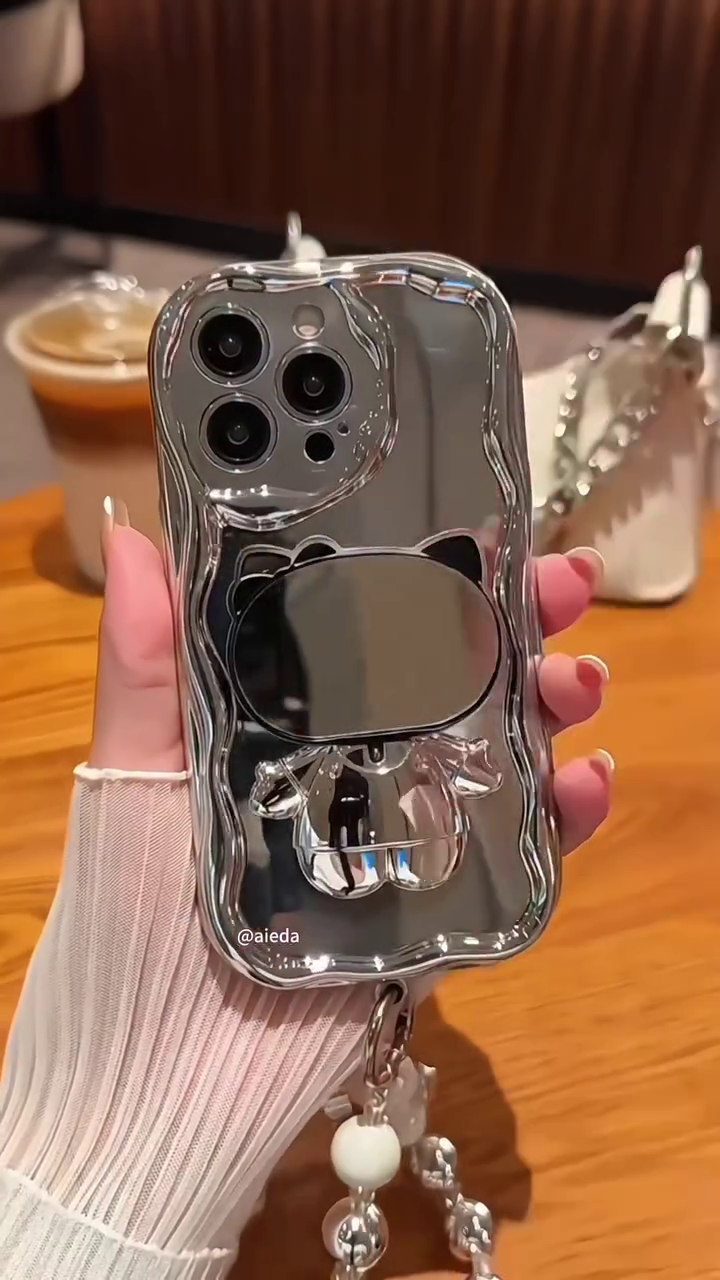 ✨ Silver Electroplated Phone Case with 3D Cat/Bunny Mirror Bracket & Wrist Strap ✨
