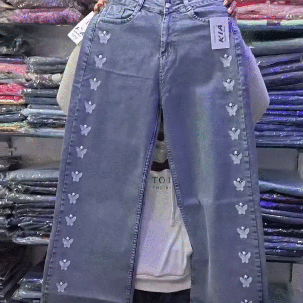 🦋 Light Wash Wide-Leg Women’s Denim Jeans – Stylish Butterfly Design ✨