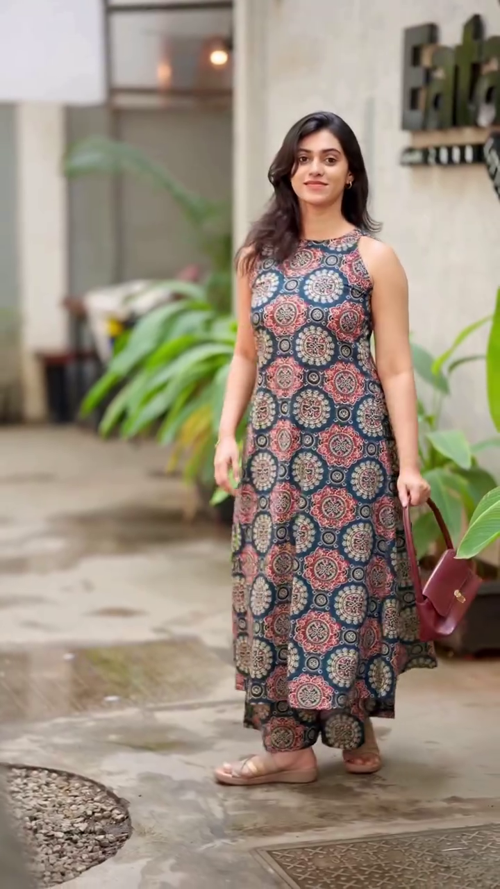 Elegant Women’s Pure Cotton Kurta with Palazzo Set – Comfort Meets Ethnic Charm