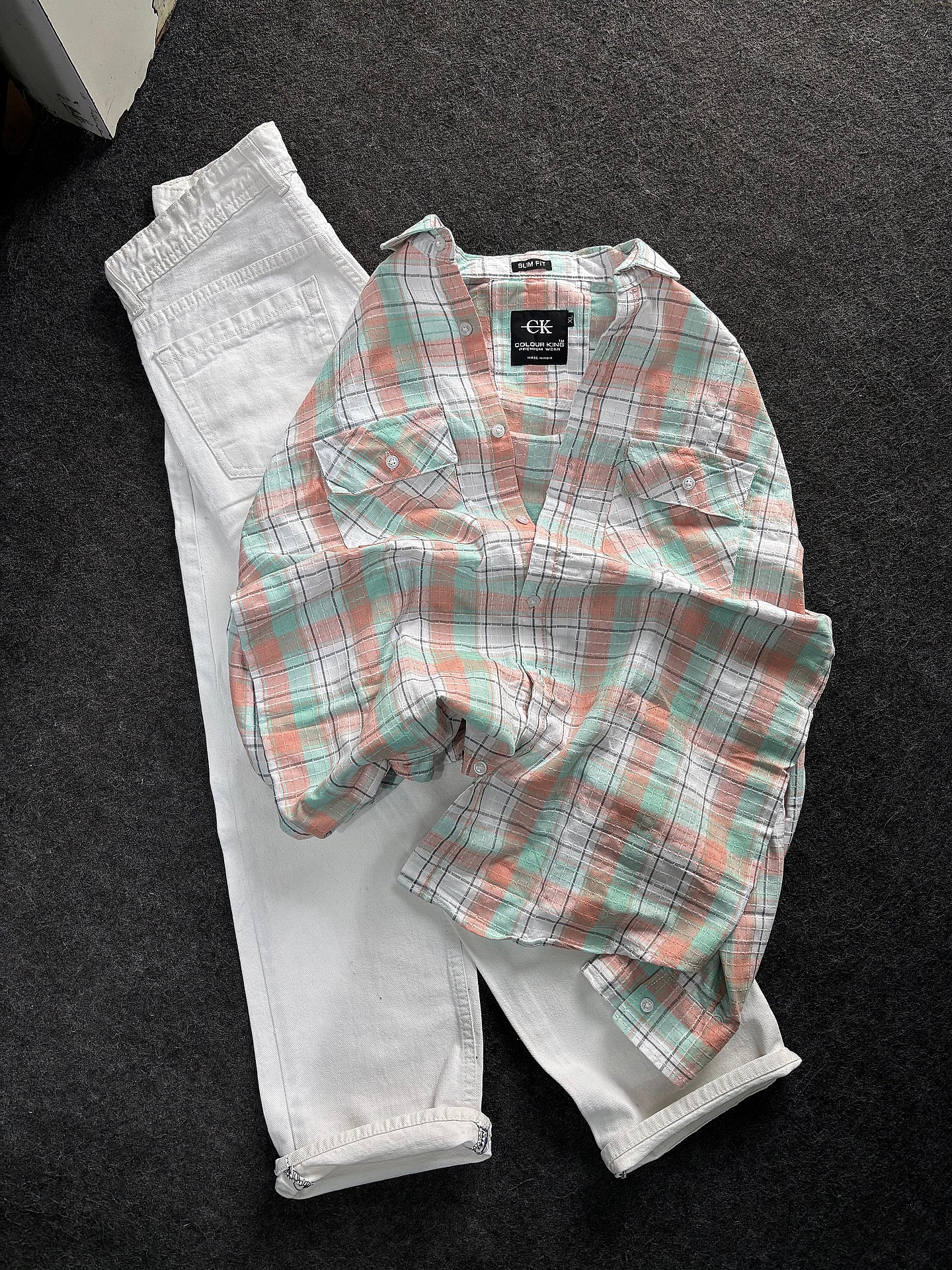✨ Elevate Your Style Game with the Perfect Checkered Combo Set ✨