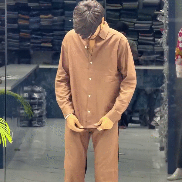 “Effortless Sophistication: Hazelnut Regular-Fit Shirt & Trouser Set for Men” 🤎👔✨